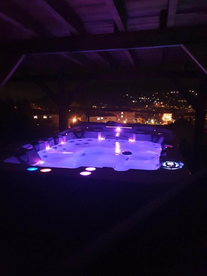 ג'רארדמר Le Joli Bois 12 Personnes 5Ch Spa Billard Petanque מראה חיצוני תמונה